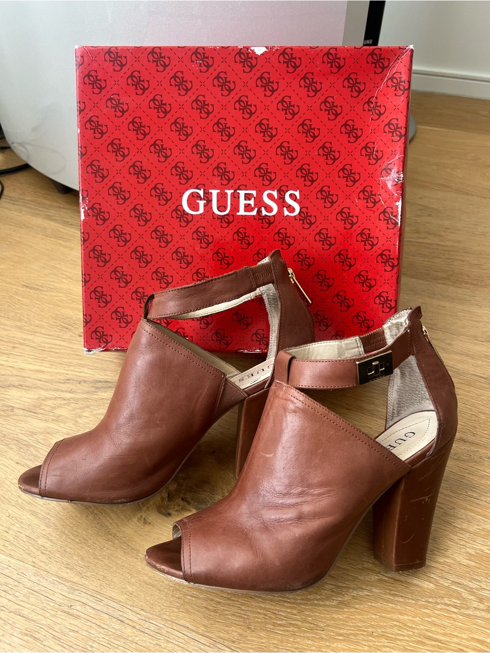 GUESS Brown Leather Open-Toe Block Heel Sandals